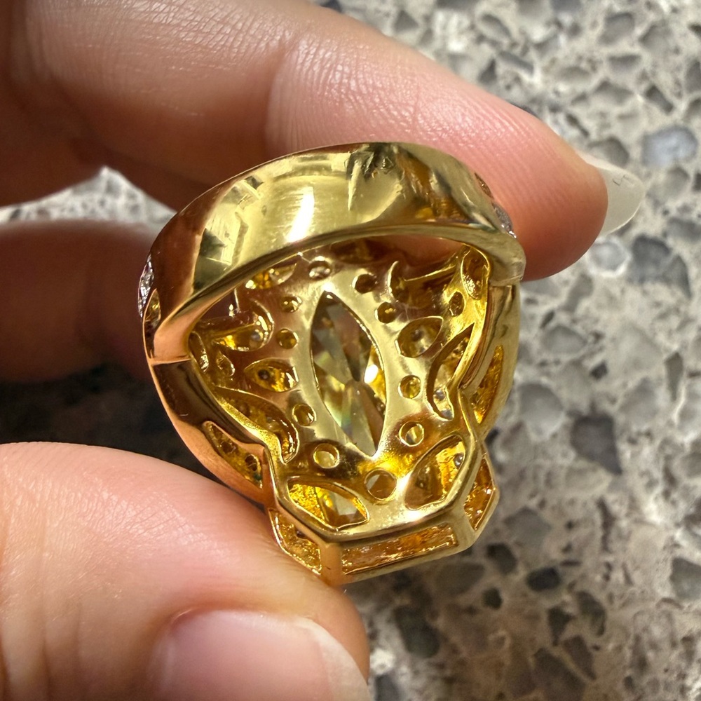 NOS Vintage SETA Yellow CZ Gold Plated Ring Size 8 - Picture 4 of 5